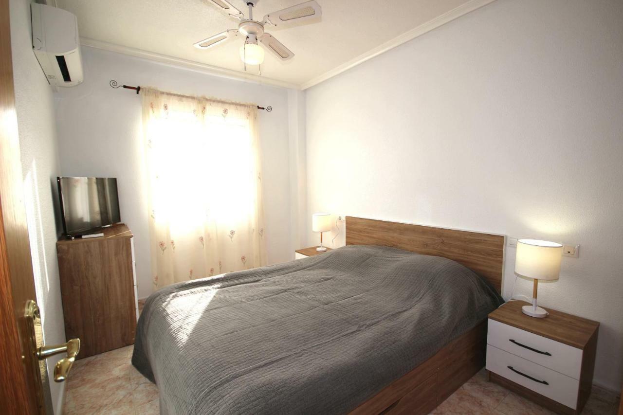 Apartment In La Mata Eneas 6 Torrevieja Buitenkant foto